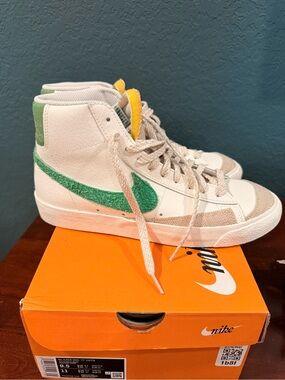 Nike Blazer Mid 77 sneakers